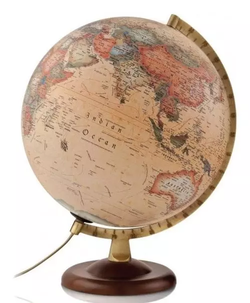 Glob pământesc A4 ANTIC, 30 cm - iluminat, antic, talpa din lemn, meridian din metal (limba engleză)